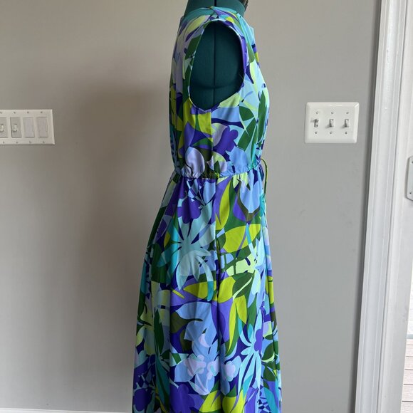 Jude Connally Tess midi dress in Kaleidoscope Iris Floral (Medium) - Picture 7 of 9